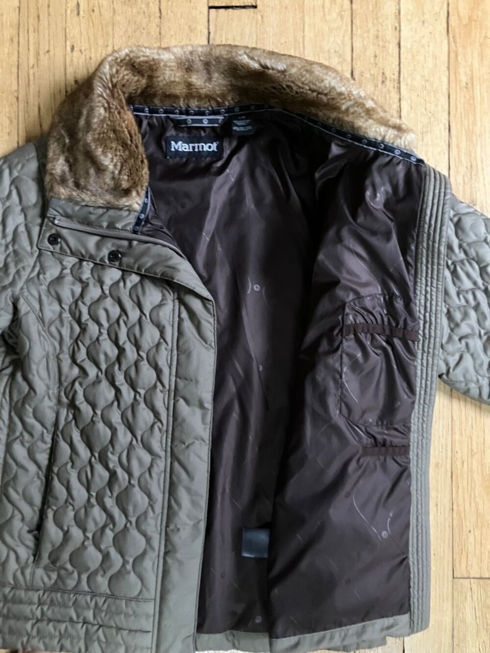 Marmot Womens Medium Gray Jacket with Quilted Faux Fur Collar - Picture 2 of 3